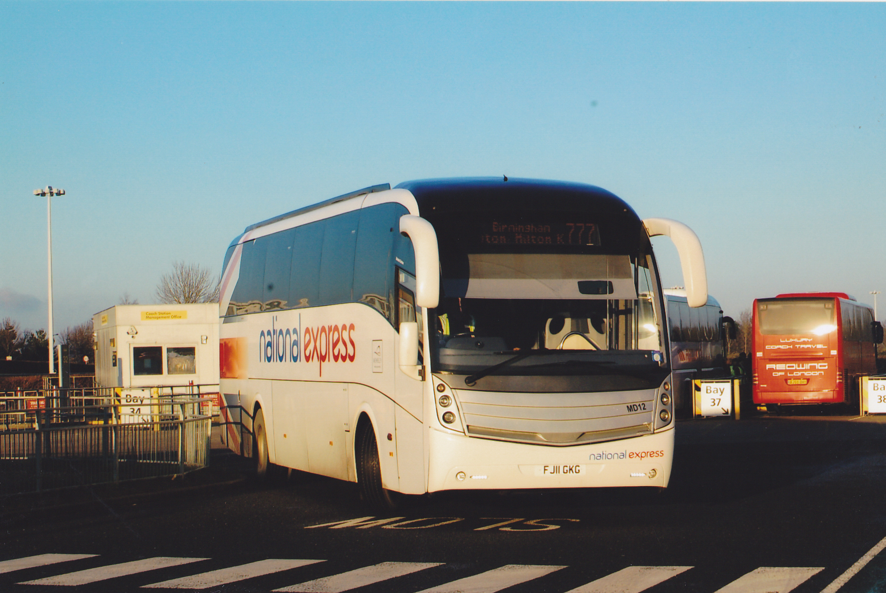 FJ11GKG MD12  NX-DE COURCEY  777  (LST)  18-1-15