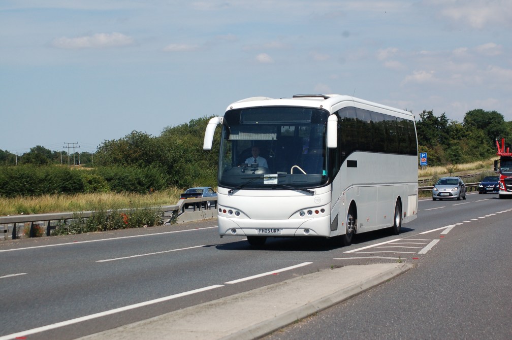 FH05URP MAYMIST BK LOANED TO BLUELINE (MT RACECOURSE) 17-7-17