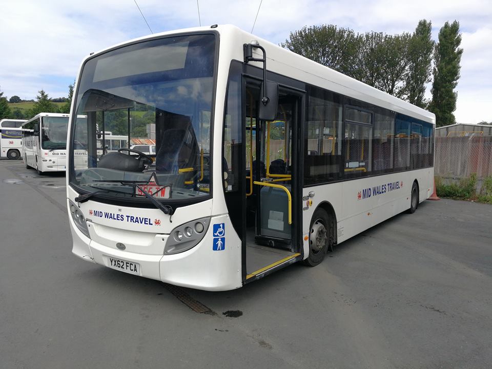 YX62FCA MID WALES TRAVEL TO PANTHER (ABERYSTWYTH) 31-8-17 (C SAMPSON)