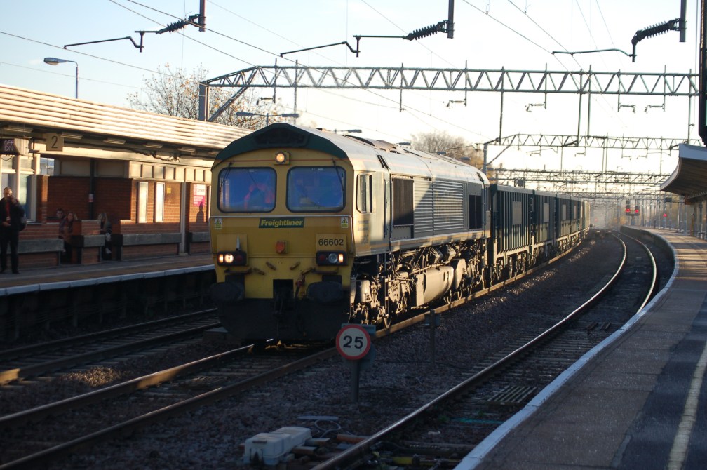 66602 FLHH (CR) 17-11-17