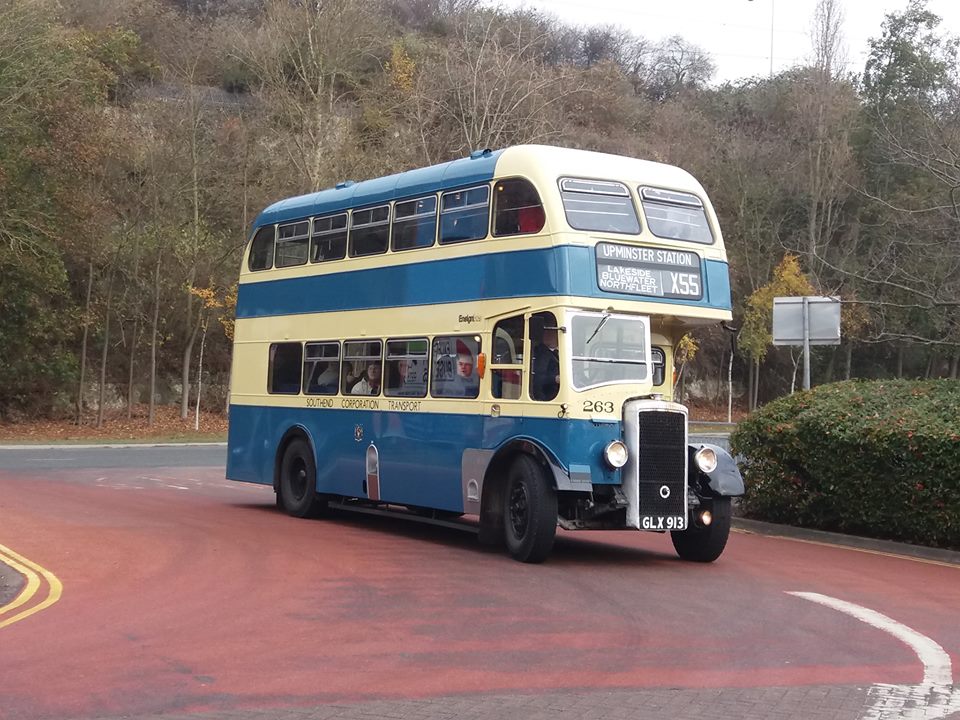 GLX913 263 ENSIGN EX SOUTHEND (RUNNING DAY, LAKESIDE) 2-12-17 (S AUSTIN).
