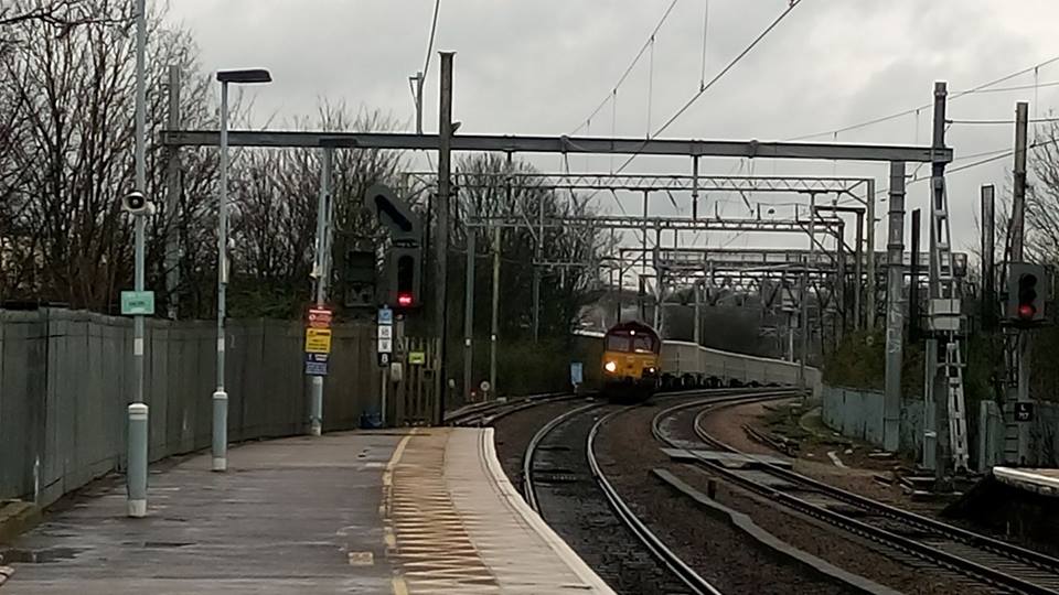 66098 DBS 6V12 (CF) 23-2-18 (STEVE SIMISTER)