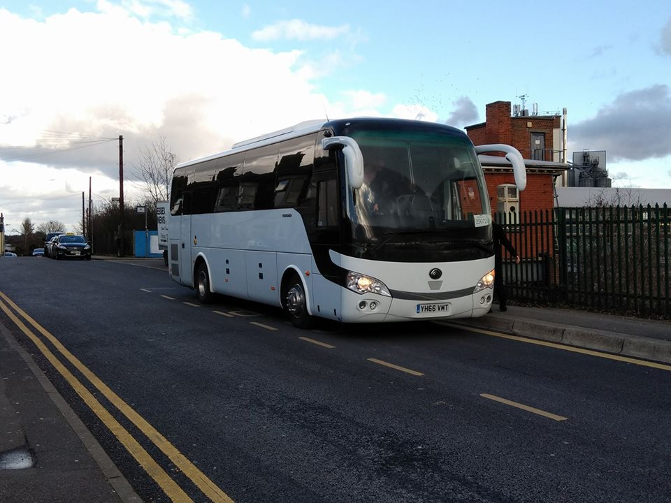 YH66VMT YUTONG Tc9 GRANGE TRAVEL (GA RRP WITHAM) 11-2-18 (S AUSTIN)