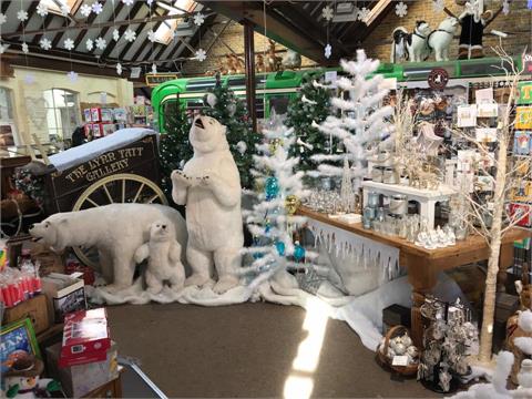 LYNN TAIT EMPORIUM LEIGH