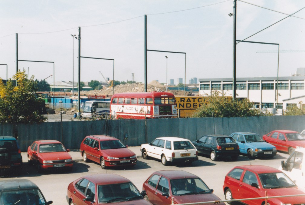 METROLINE KINGS CROSS DEPOT OLD 9-03