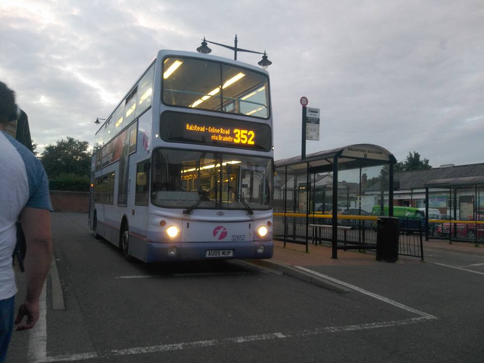 AU05MUP 32652 FE 352 (BE BUS PARK) 1-7-17 (S AUSTIN)