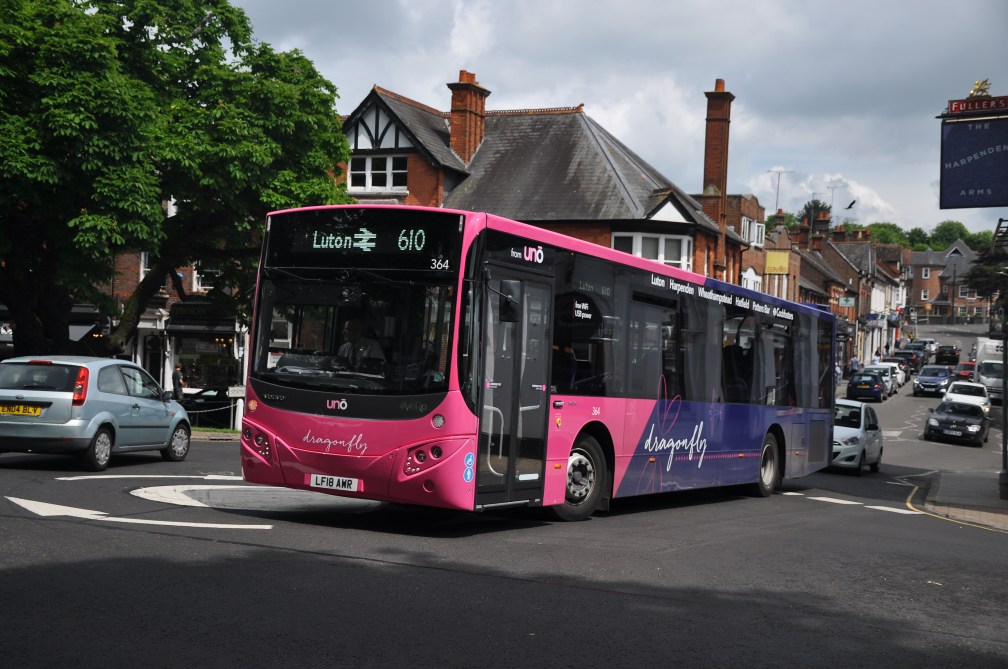 LF18AWR 364 UNO 610 DRAGONFLY (HARPENDEN) 1-6-18 (T SMETHERS)