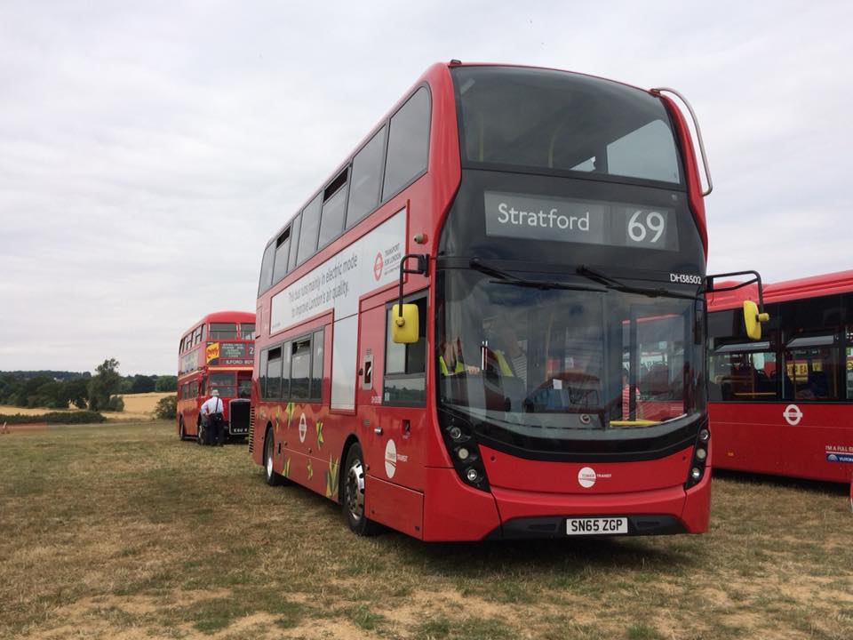 SN65ZGP DH34502 TT 69 (BASILDON BUS RALLY) 22-7-18 (D PRETTY)