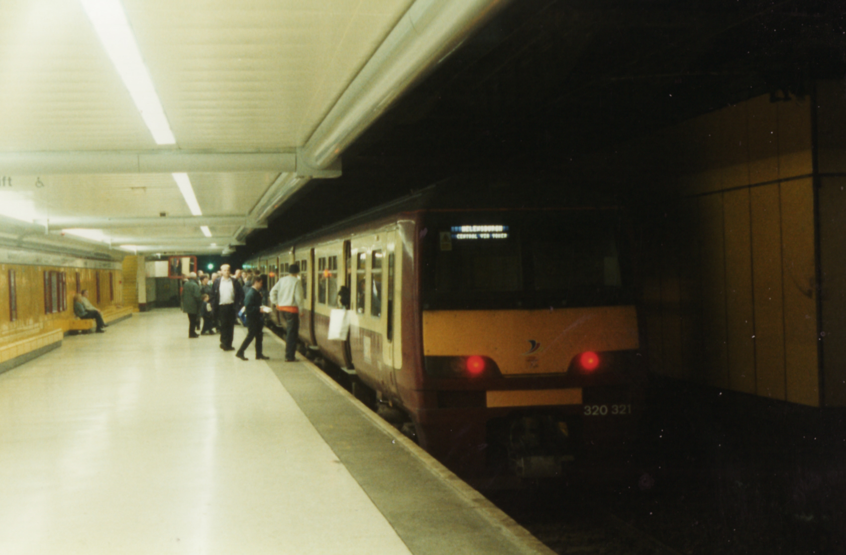 320321 SPTE NEW GW QUEEN ST LL 4-01