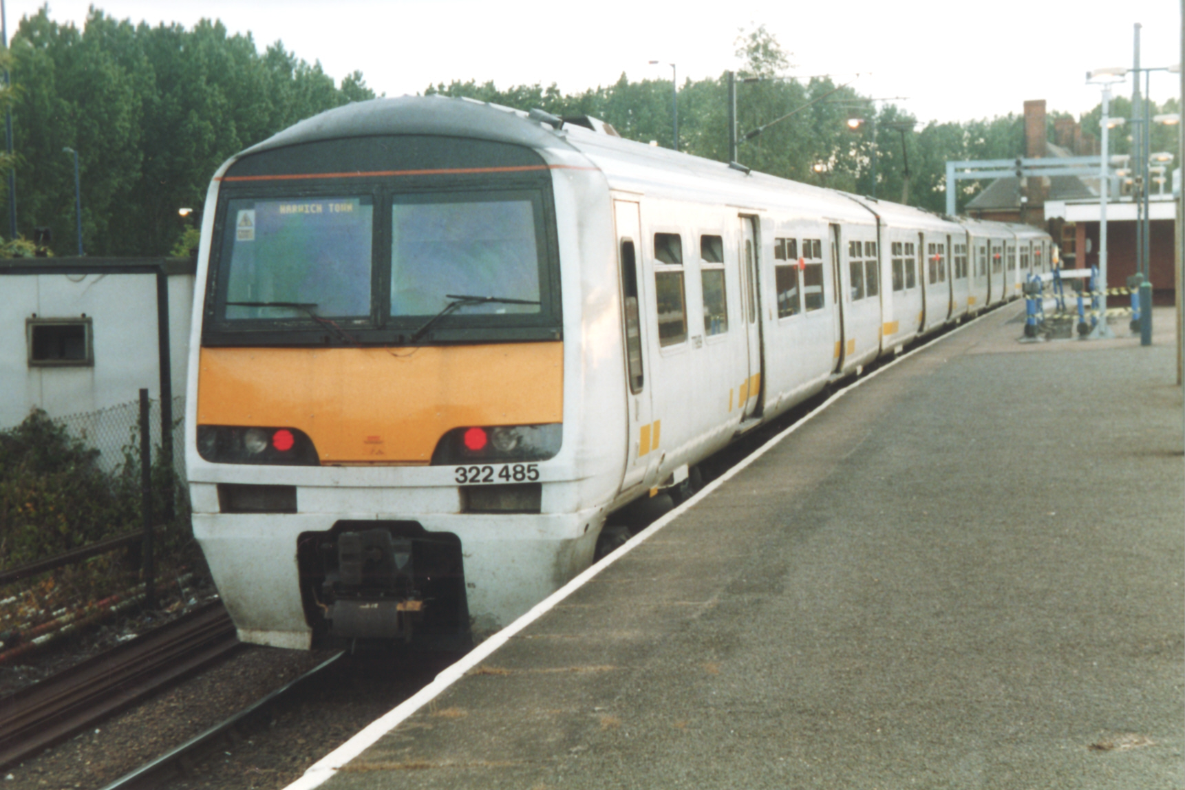 322485 ONE GE MANNINGTREE 6-04