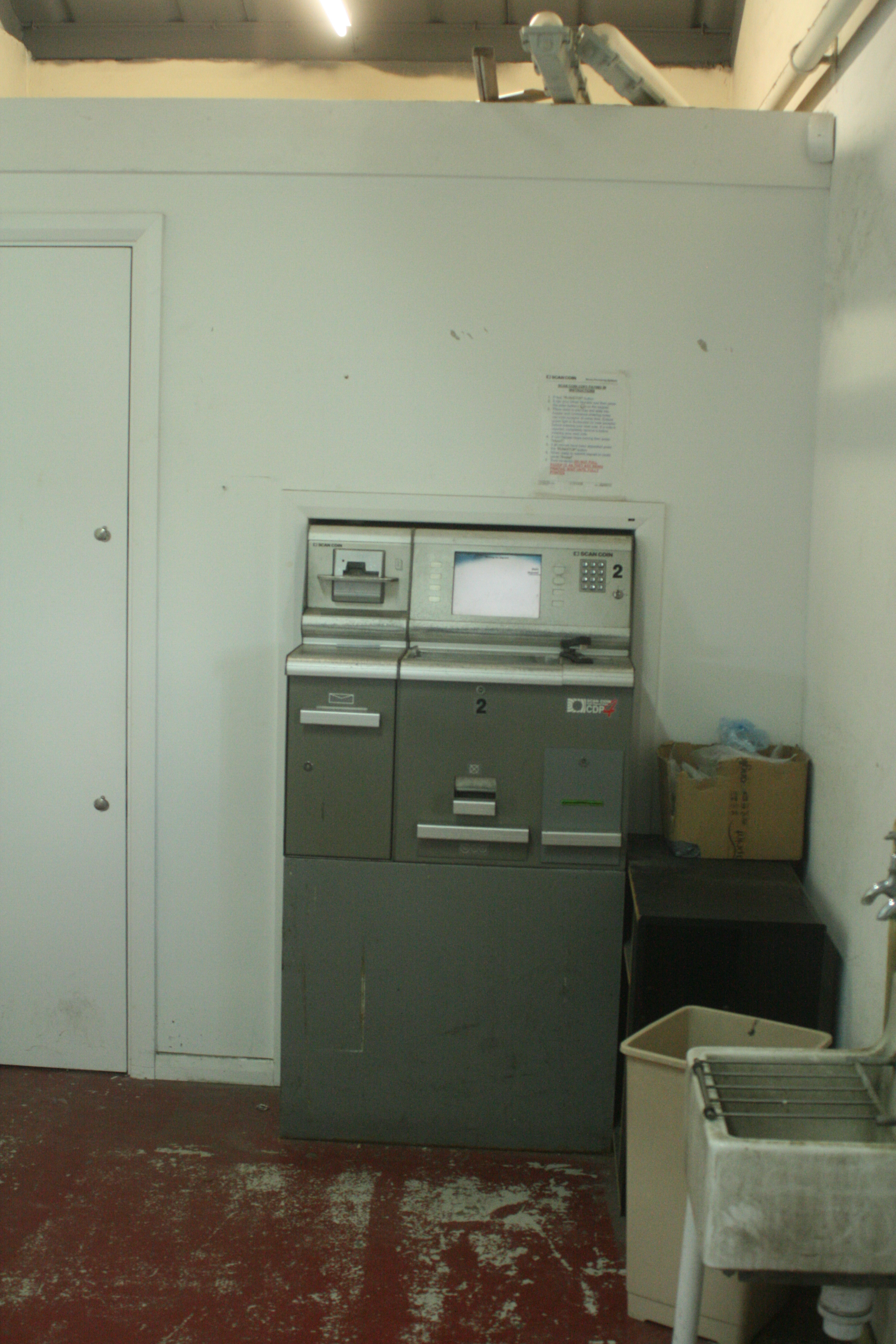 HEDINGHAM CLACTON CASHING UP ROOM 24-9-18.jpg