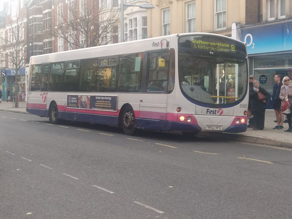 YR52VFO 65685 FE 8 (CLACTON) 4-11-18 (S AUSTIN)