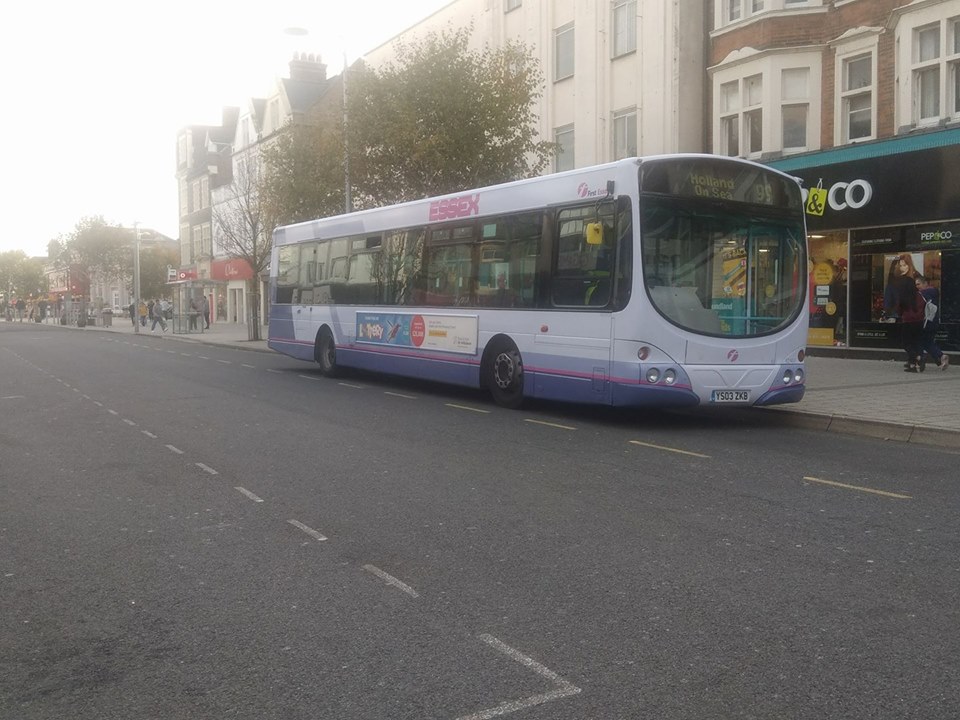 YS03ZKB 62407 FE 99 (CLACTON) 4-11-18 (S AUSTIN)