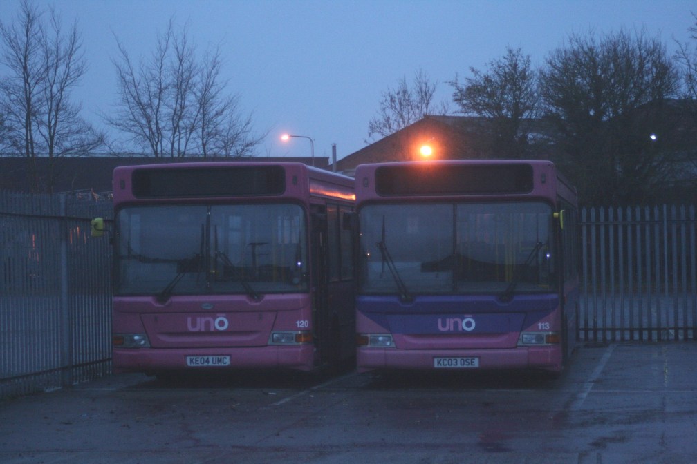 KE04UMC + KC03OSE UNO AT STEPHENSONS BE 15-12-18