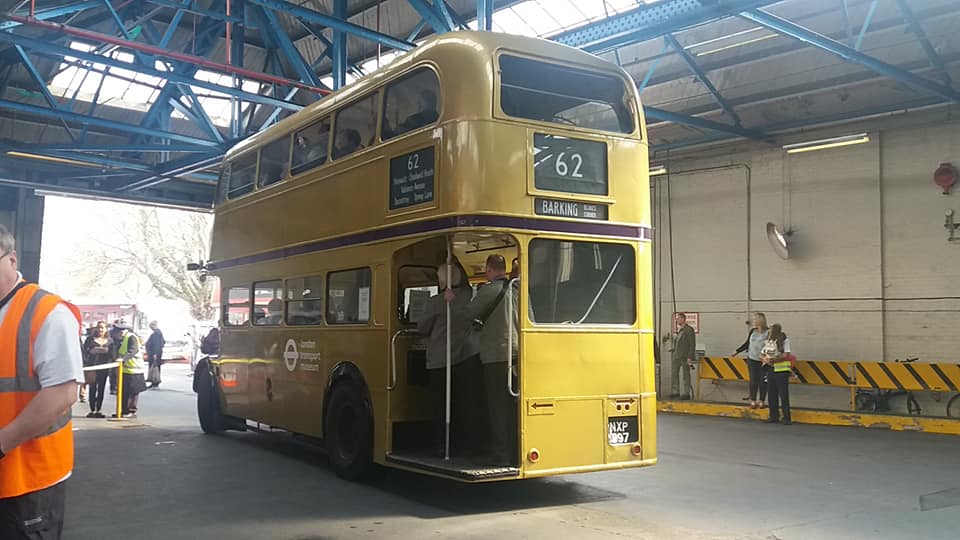 NXP997 RT4712 (REAR) (BARKING OPEN DAY) 30-3-19 (S AUSTIN)