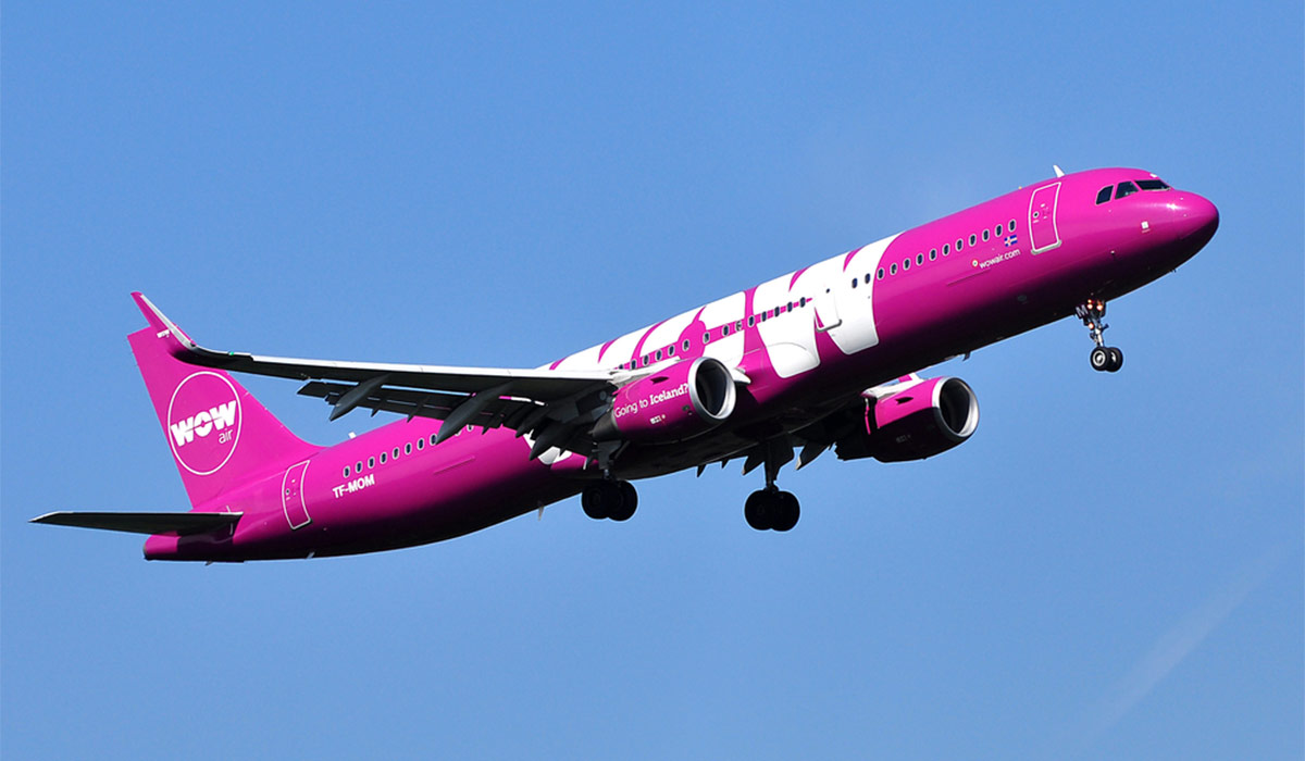 TF-MOM WOW AIR (EXTRA.IE)