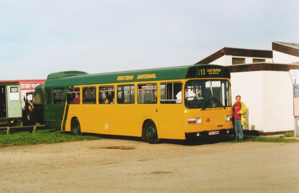 YEV308S 1850 CANVEY RALLY 10-05