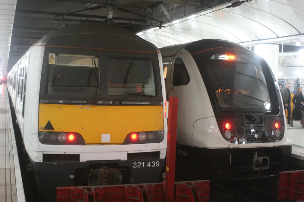 345006 + 321439 (LST) 8-12-18