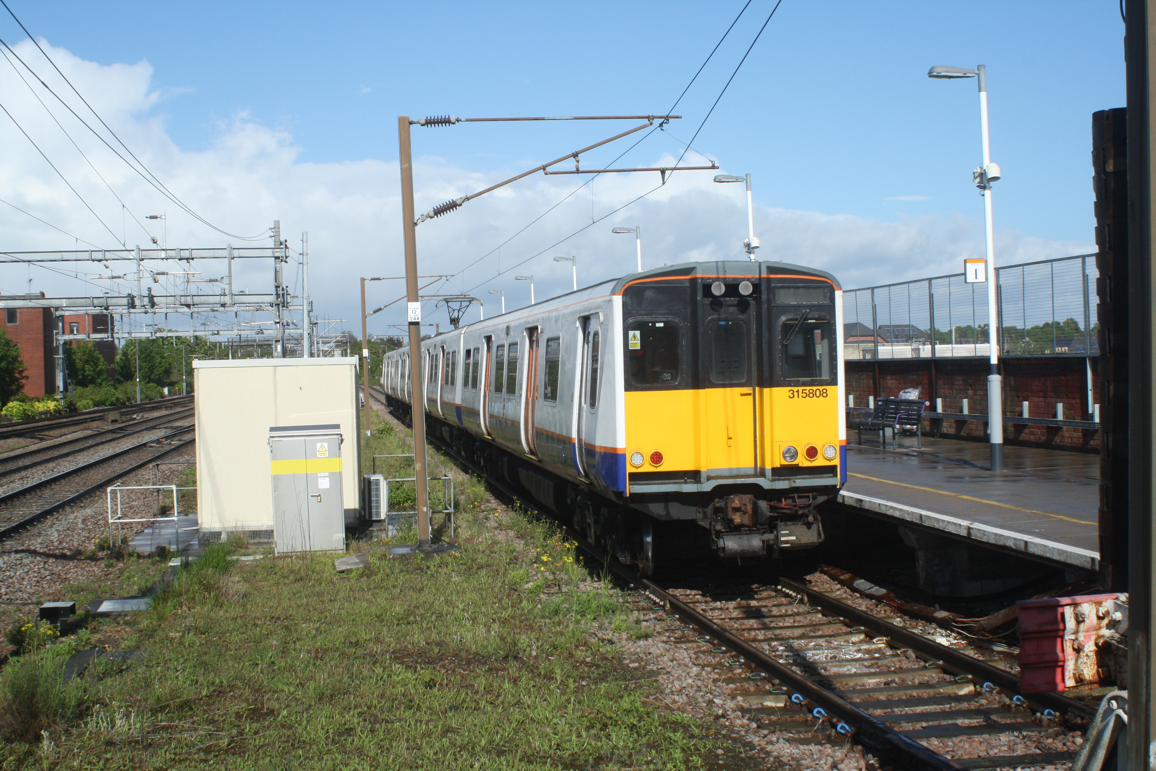 315808 LOROL (ROMFORD) 4-5-19
