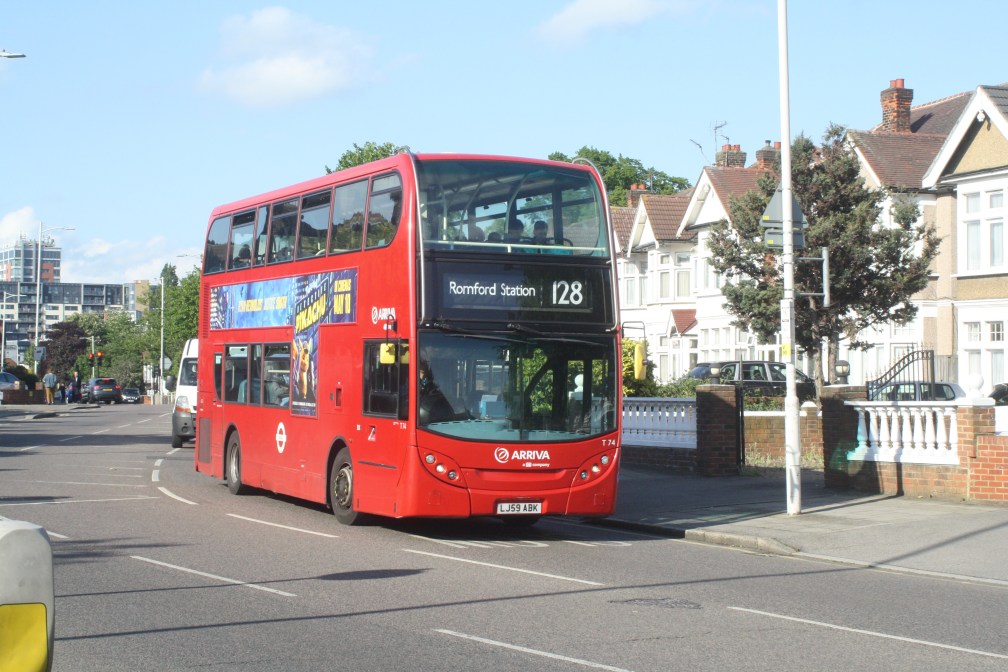 LJ59ABK T74 AR LON NTH 128 (CRANBROOK RD, GANTS HILL) 11-5-19