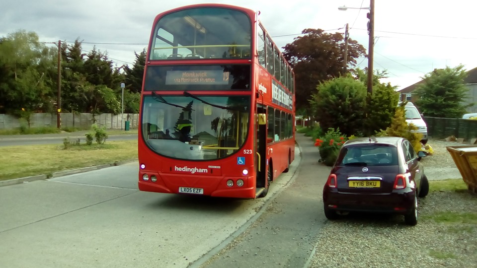 LX05EZF 523 HO 19 (ROWHEDGE) 4-6-19 (SONNY MILTON)