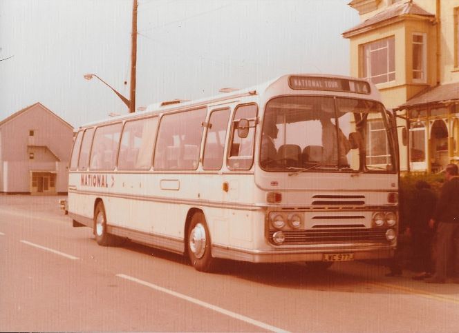LWC977J NATIONAL HOLIDAYS (FAIRBOURNE WELSH NAR GAUGE TOUR) 29-5-75 (R POPE)