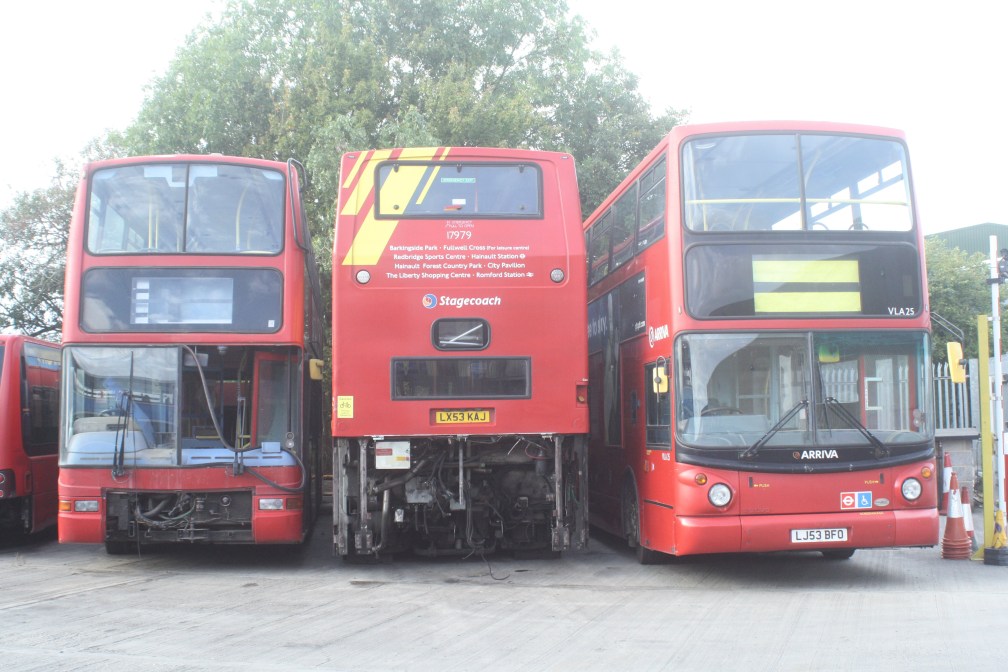 LX53KAJ 17979 (REAR) EX ST EL (ENSIGN) SCRAP 28-9-19