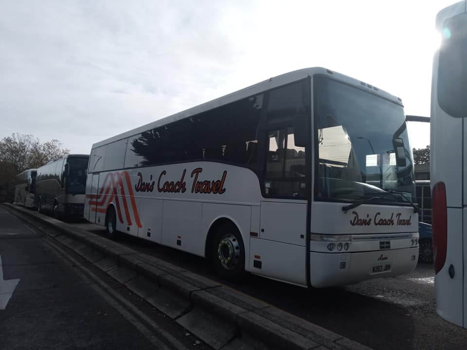 W283JBN DAN'S COACH TRAVEL (CR RRP) 3-11-19 (S AUSTIN)