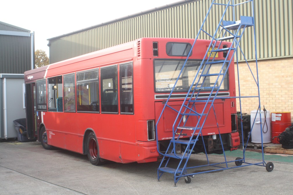 EJ02KYY 289 HEDINGHAM SCRAP (CN) 20-11019