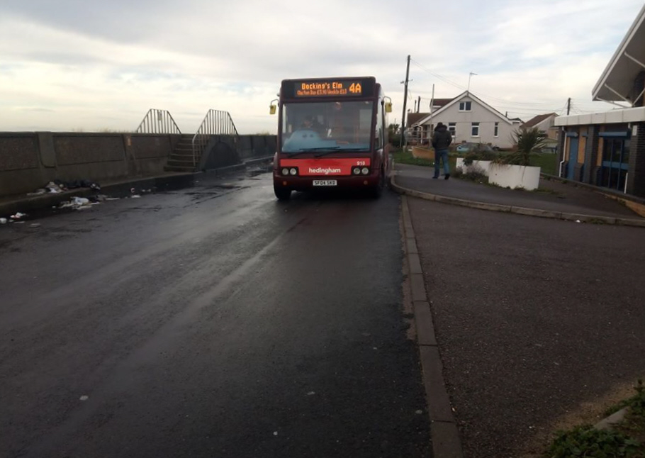 SF04SKD 910 HO 4 (JAYWICK) 19-12-19 (S MILTON)