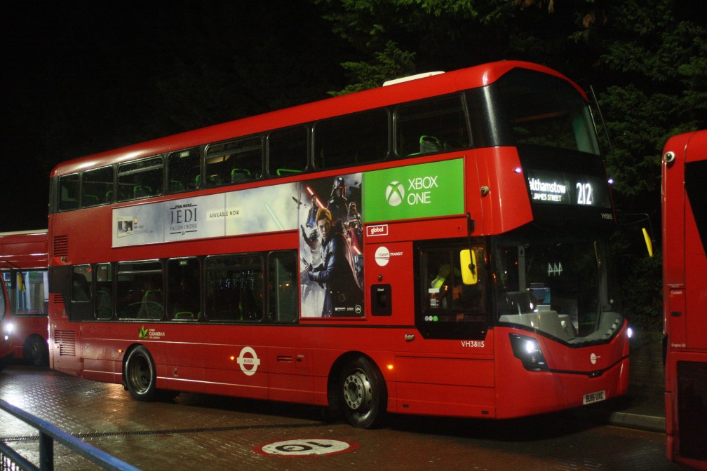 BU16UXC VH38115 TT 212 (CHINGFORD) 21-12-19