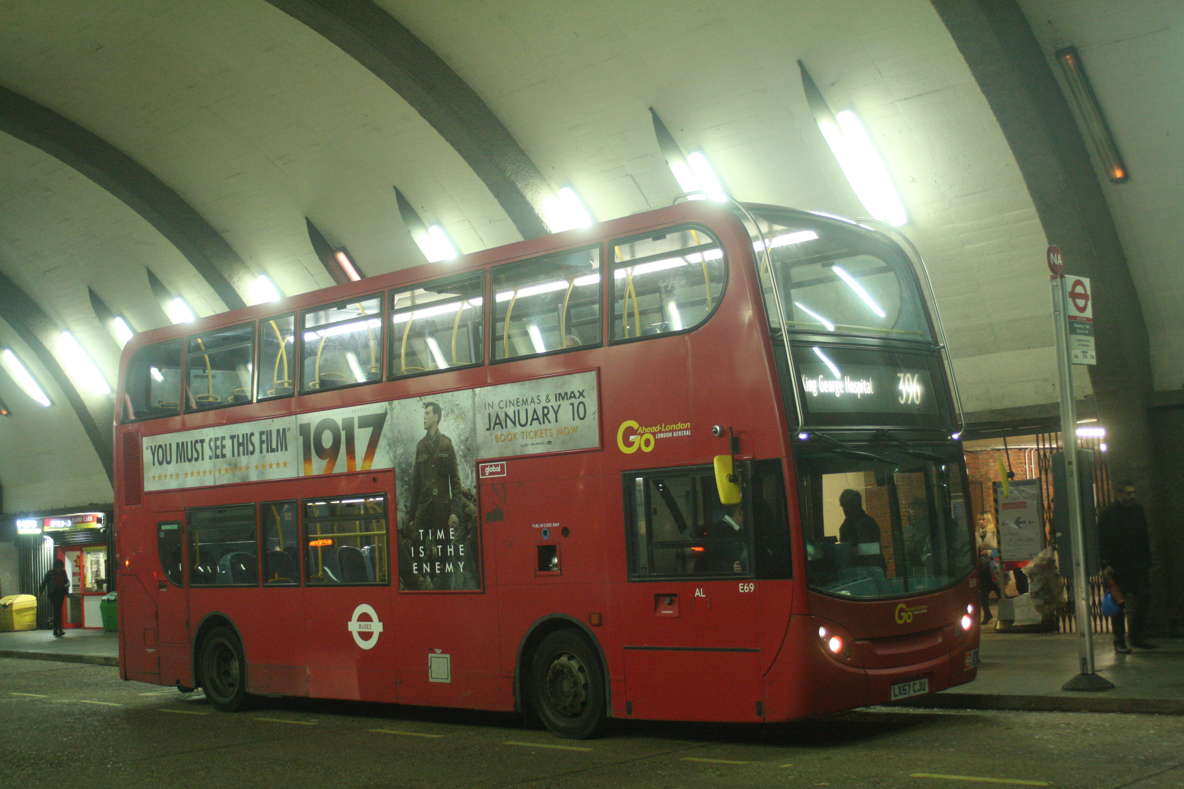 LX57CJU E69 BT 396 (NEWBURY PARK) 29-12-19