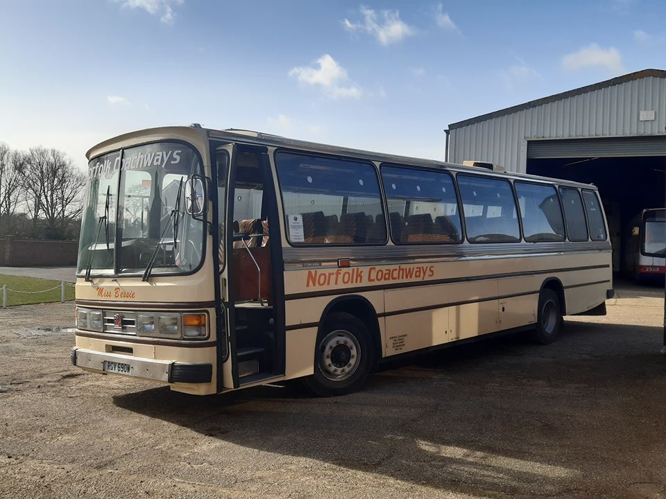 RGV690W DANS NORFOLK COACHWAYS 2-20 (DANIEL TRENT)