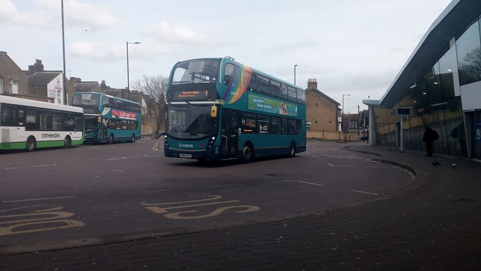 SN66WJE 6509 AR SD RAINBOW (SD T C) 22-2-20 (S AUSTIN)