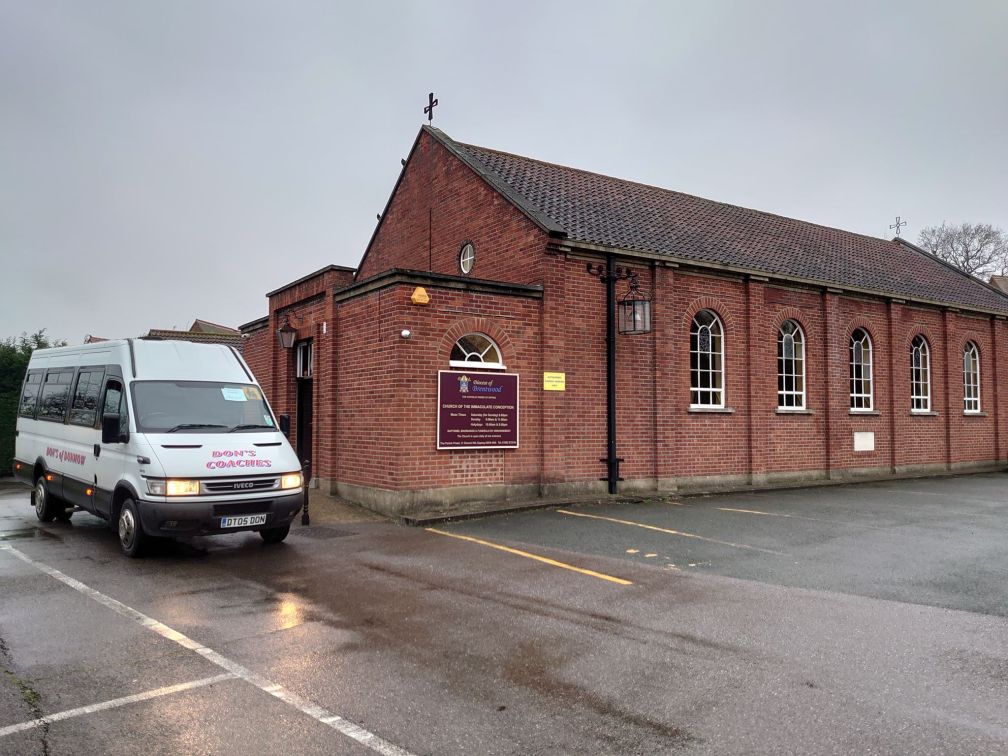 DT05DON DON'S (BRENTWOOD) 3-20 (A HAZELL)