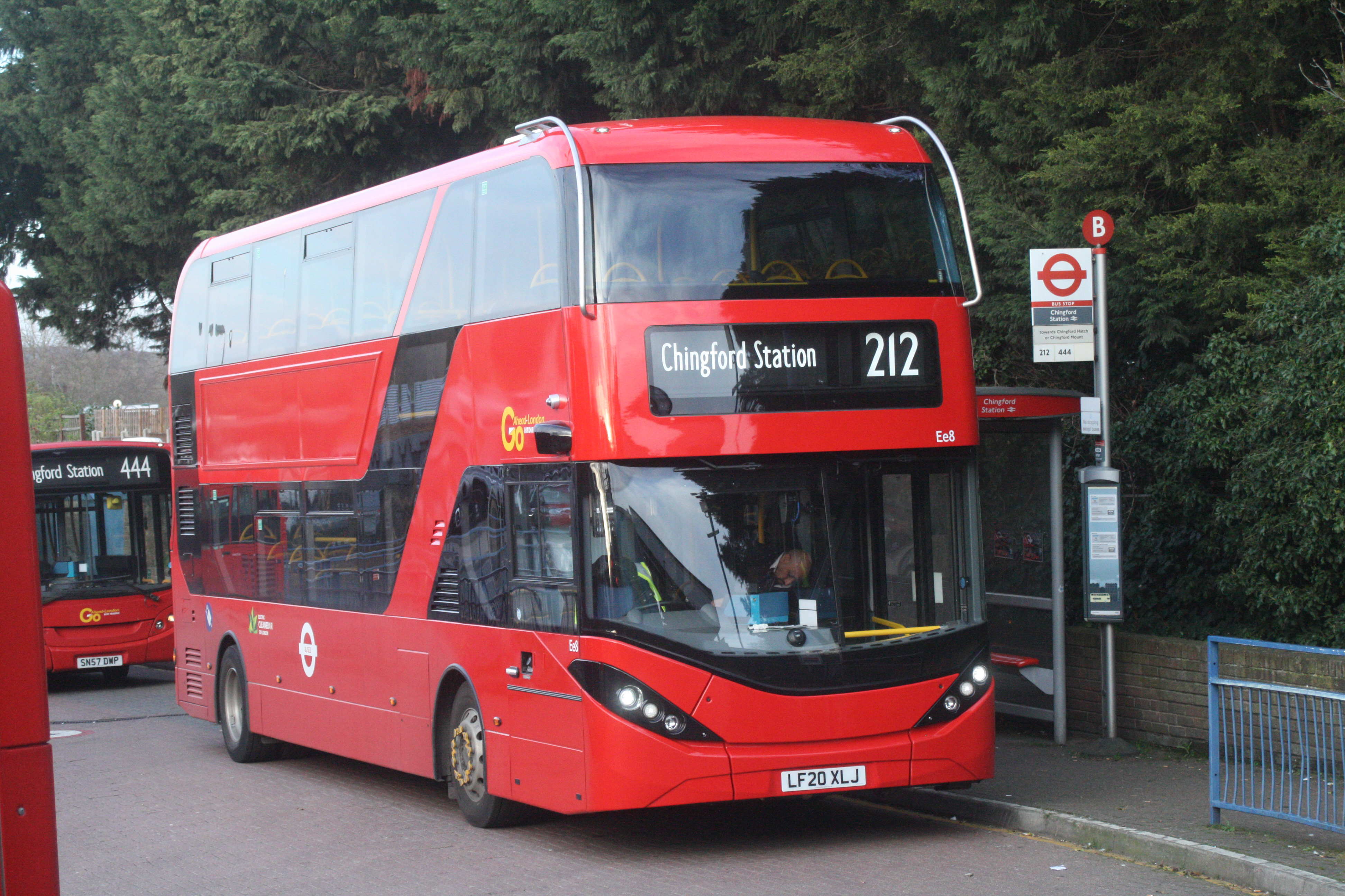 LF20XLJ Ee8 LG 212 (CHINGFORD) 21-3-20