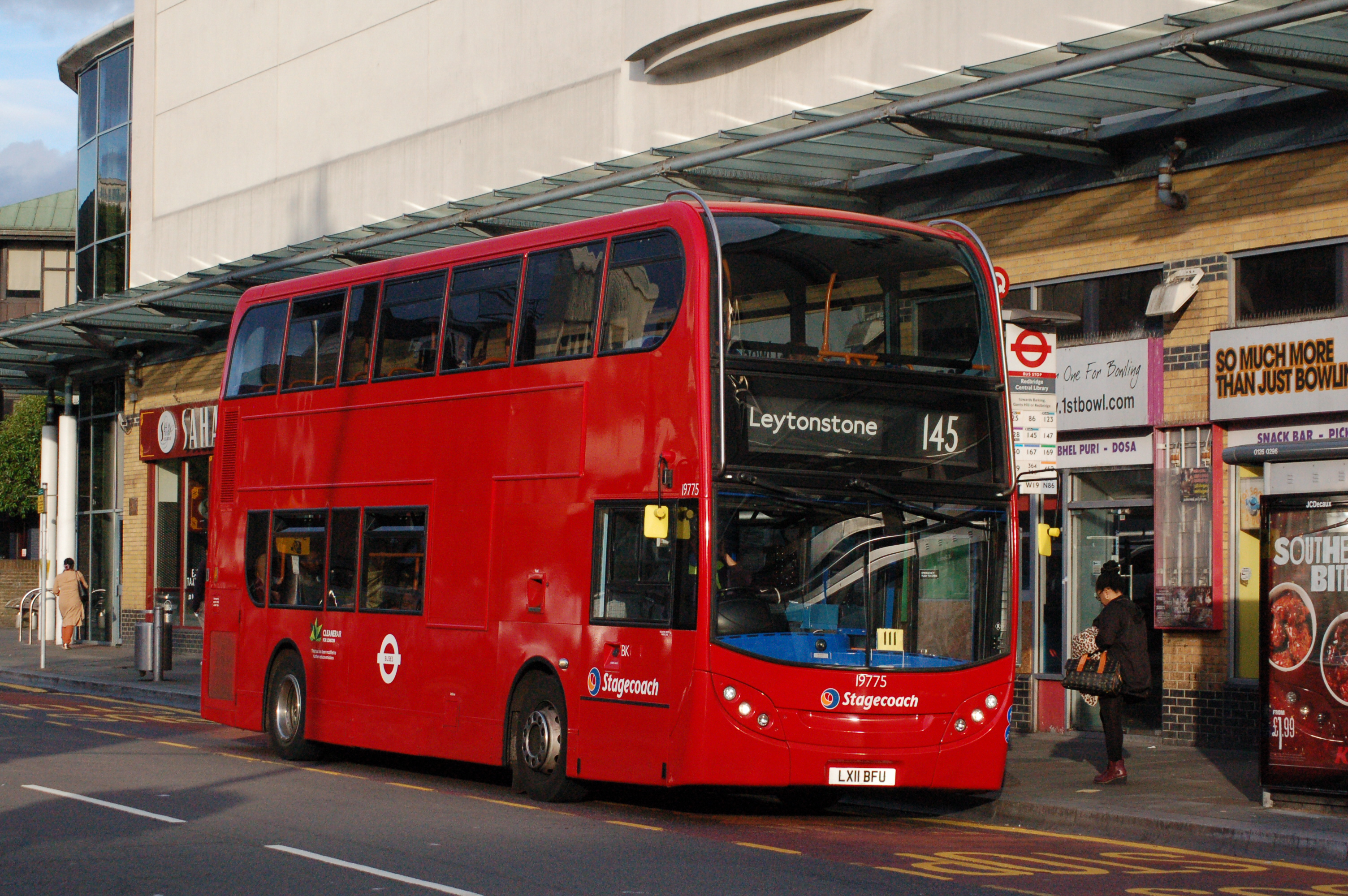 LX11BFU 19775 ST E LON 145 (IL) 8-9-18