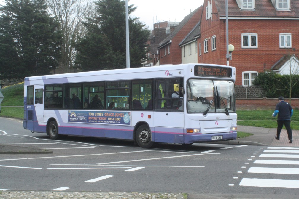 WX06ONC 42968 FE 64A (CR) 13-3-20