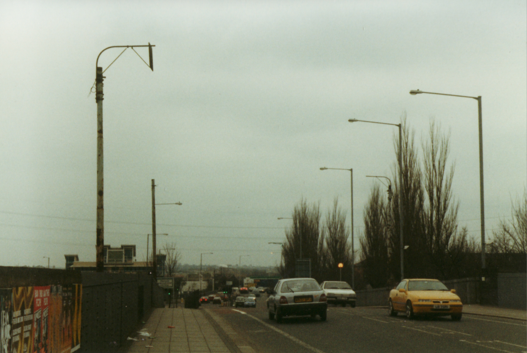 TROLLEY POLES TOTTENHAM HALE 3-01