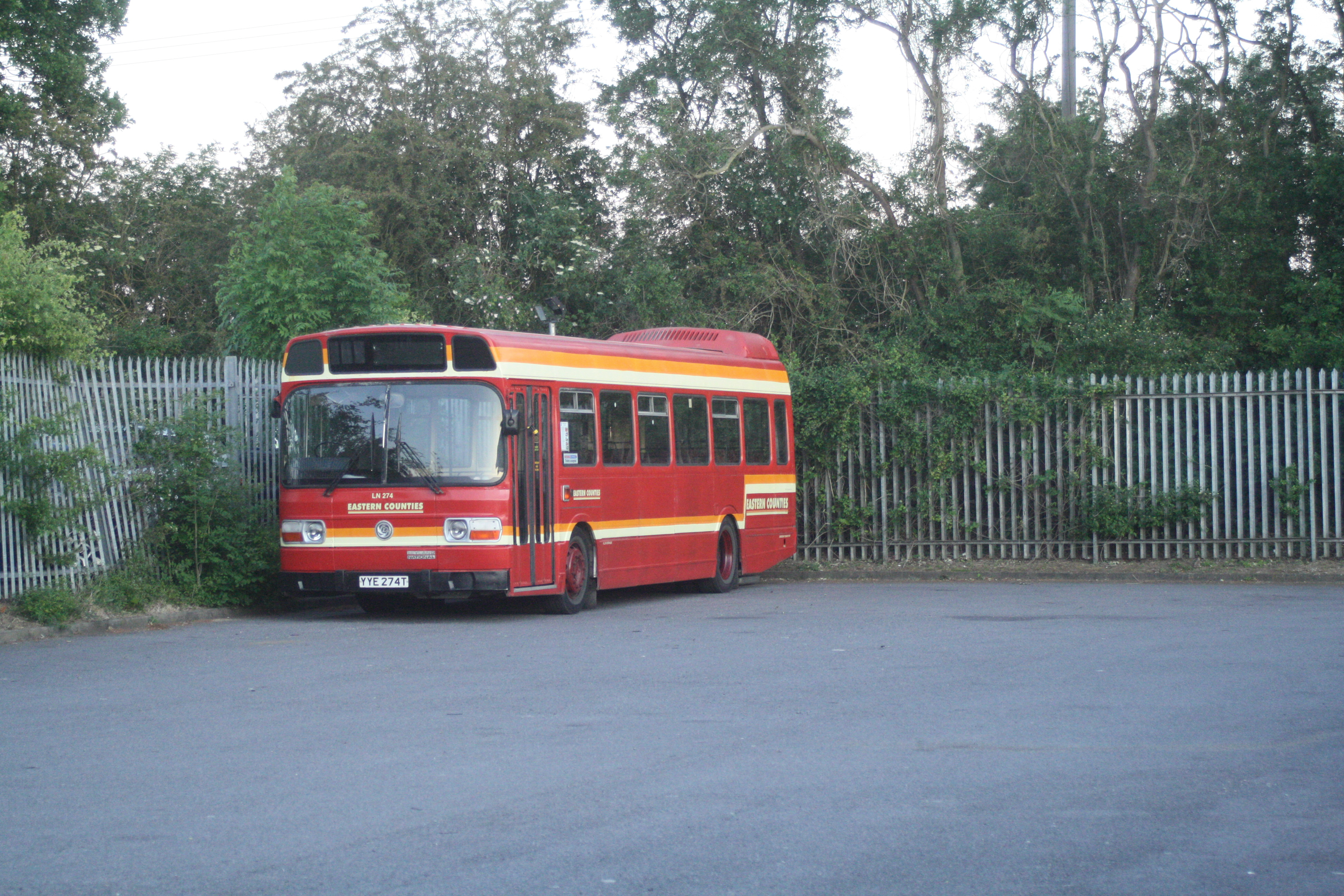 YYE274T LN274 (STANSTED) 30-5-20