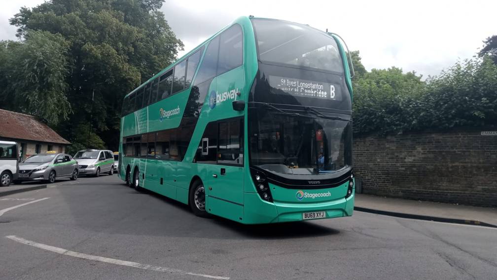 BU69XYJ 13912 ST CAMBUS (CB) 25-7-20 (S AUSTIN)