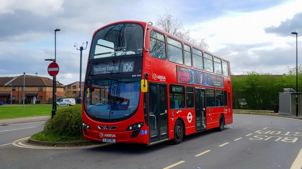 LJ13CKL DW569 Arriva Lon N Enfield Island Village 20th March 2020 (Peter Horrex)