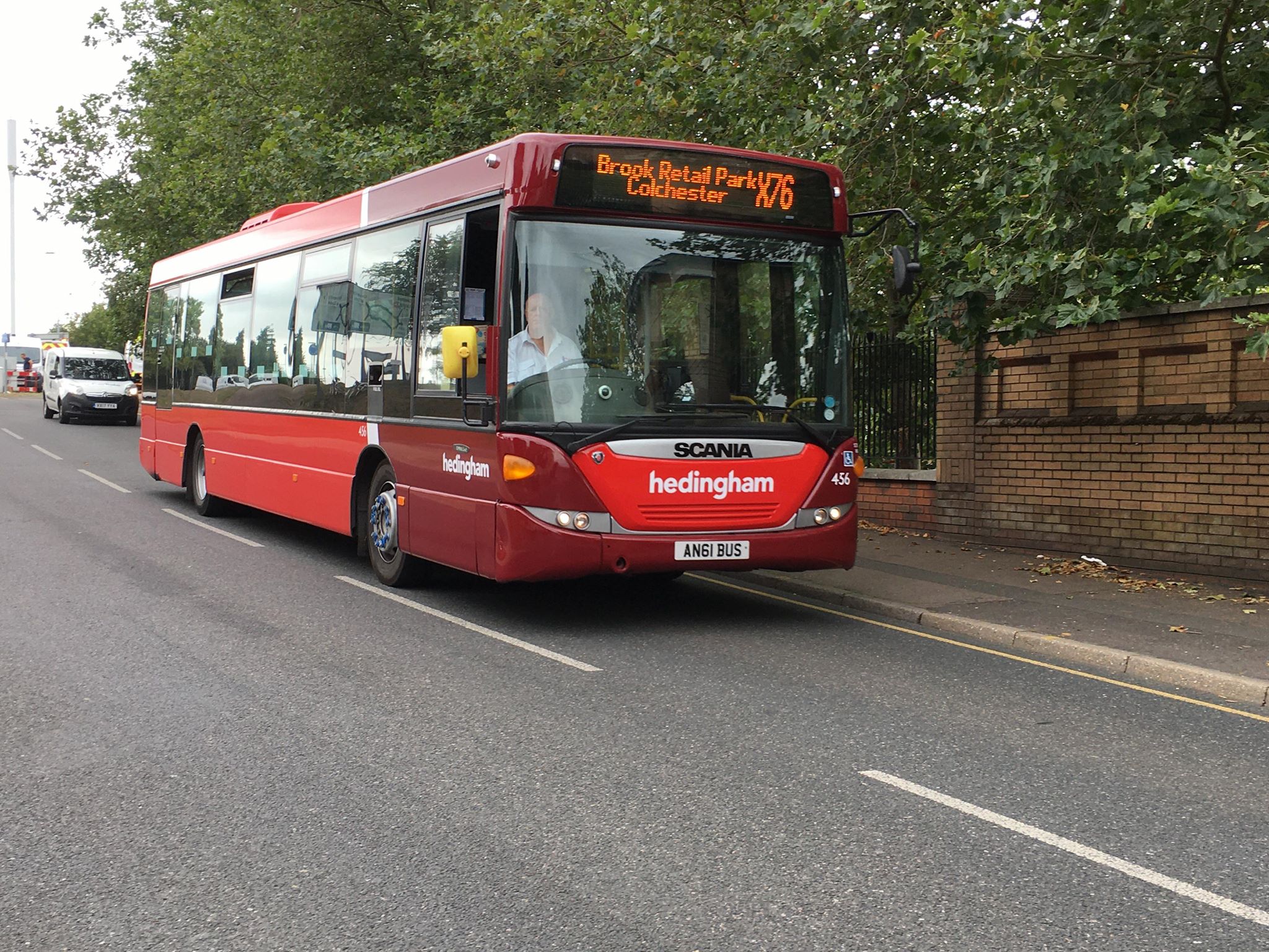 AN61BUS 456 HO X76 (GREENSTEAD RD, CR) 6-8-20 (D PRETTY)