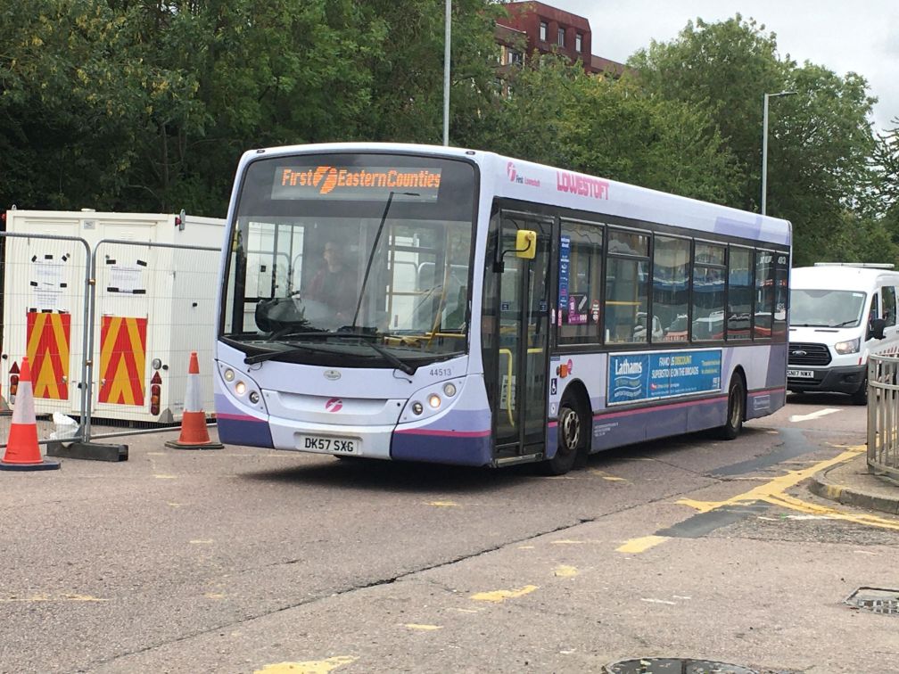 DK57SXG 44513 FE EX FEC ARRIVES AT BN DEPOT 30-8-20 (D PRETTY)