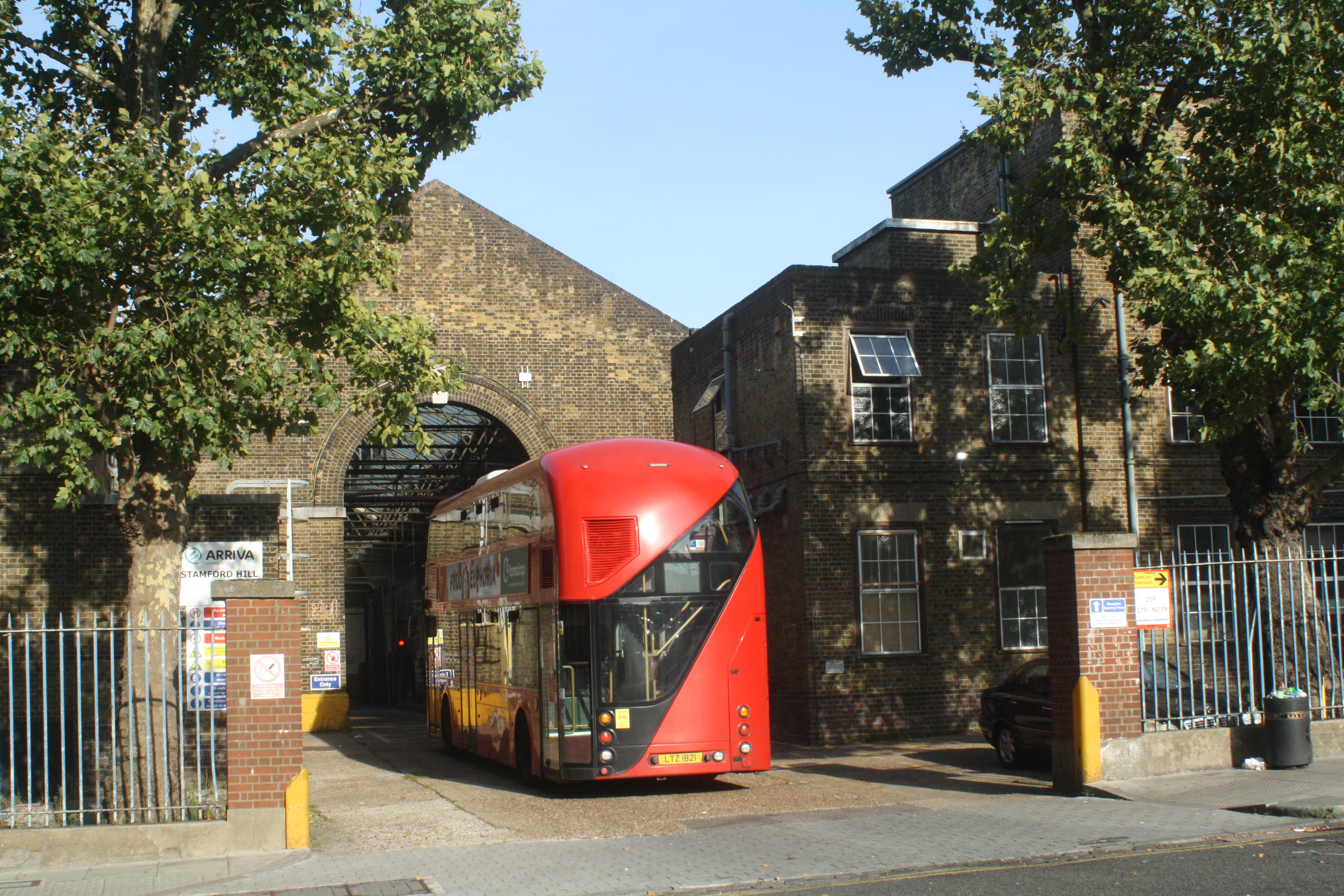 STAMFORD HILL ARRIVA LONDON GARAGE 12-9-20