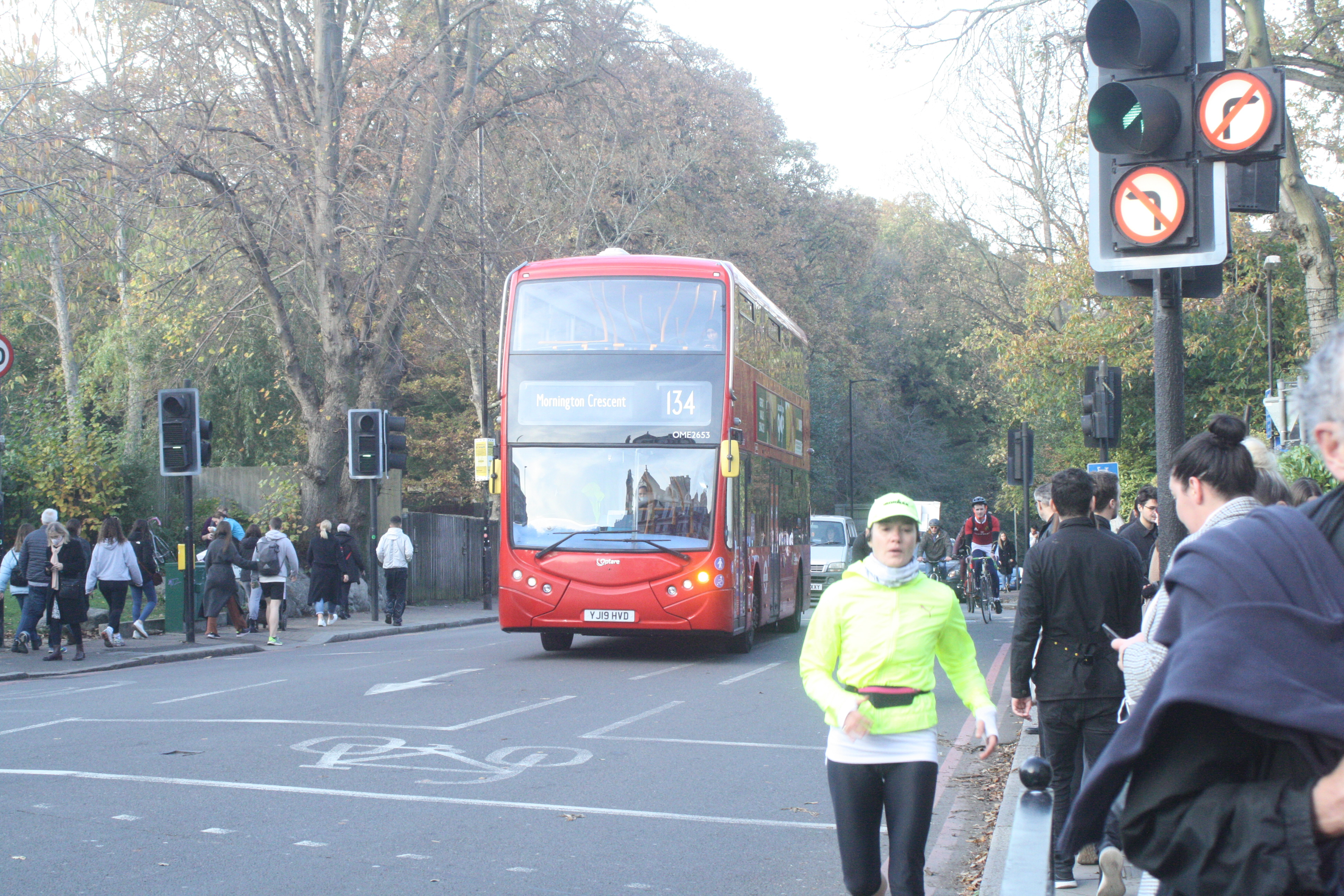 YJ19HVD OME2653 ML 134 (HIGHGATE WOODS) 7-11-20
