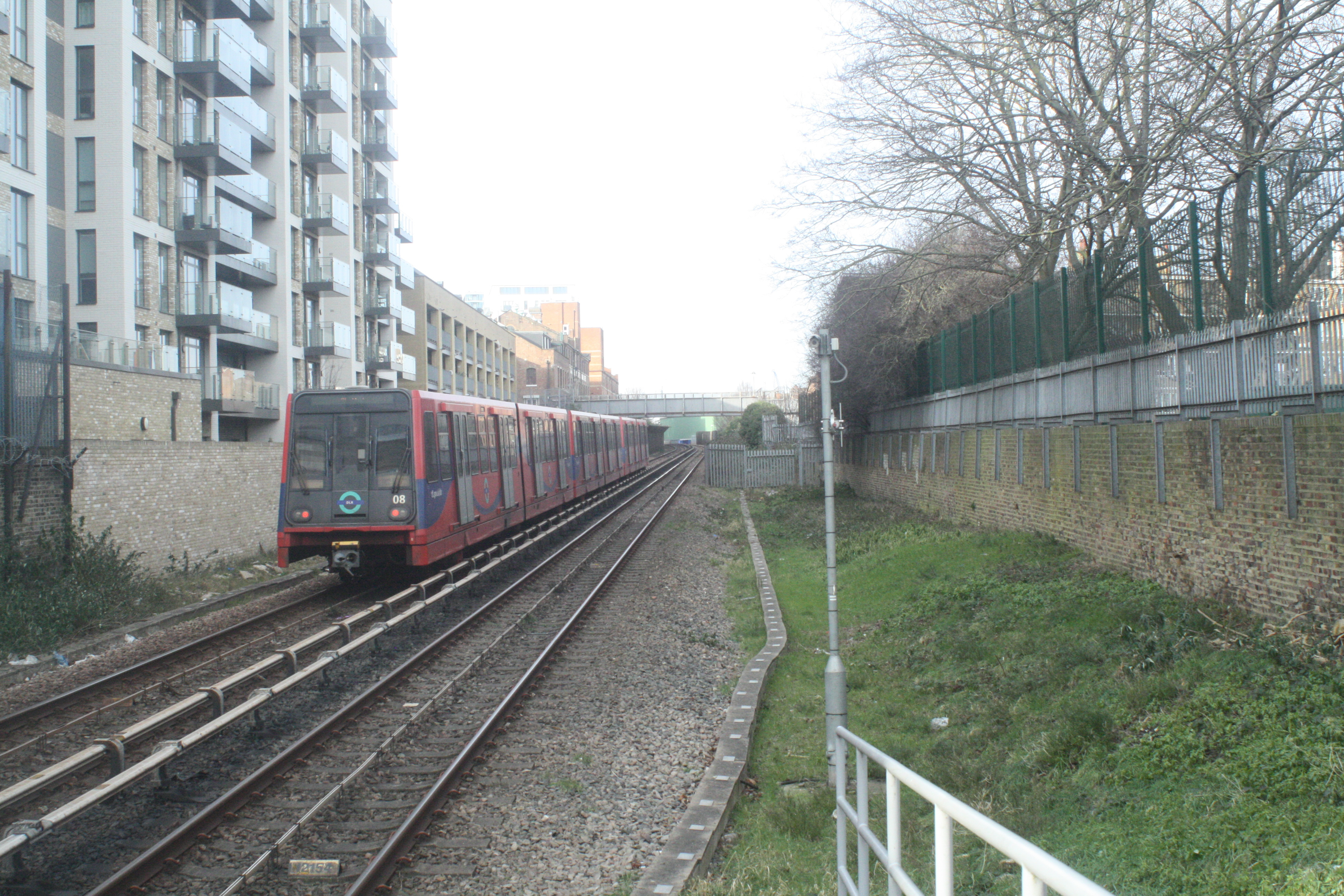 DLR 08 + 05 (LANGDON PARK) 13-2-21