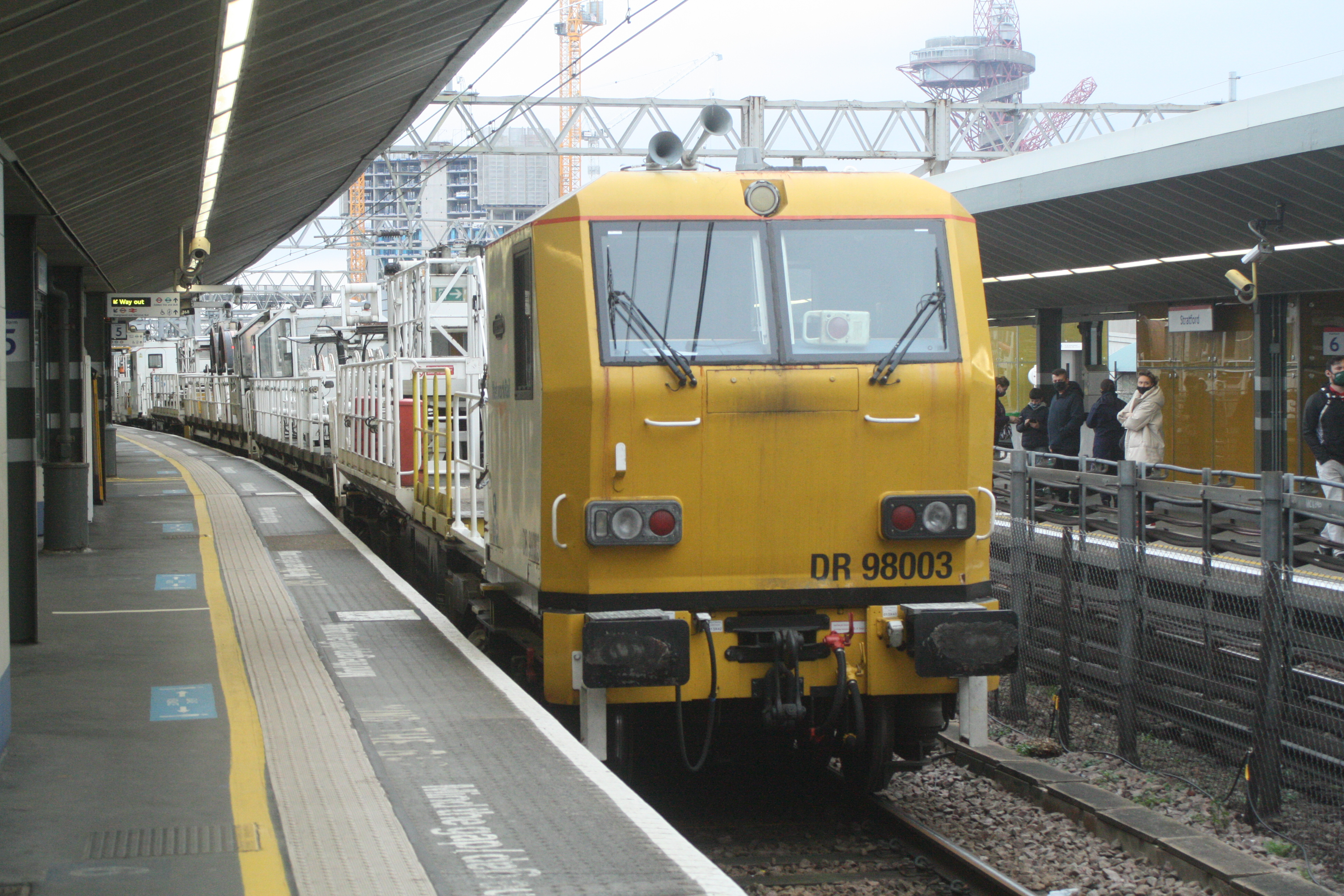 DR98003 NETWORK RAIL (STRATFORD) 6-2-21