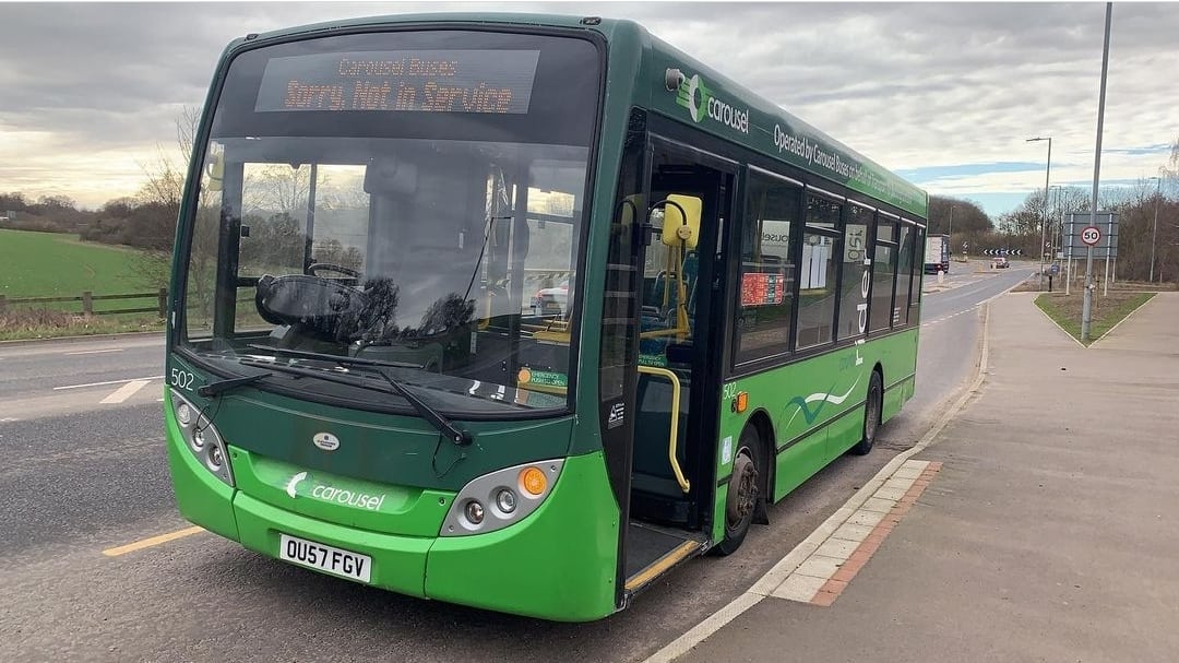 OU57FGV 502 HO EX CAROUSEL (CN) 25-2-21 (A LAW)