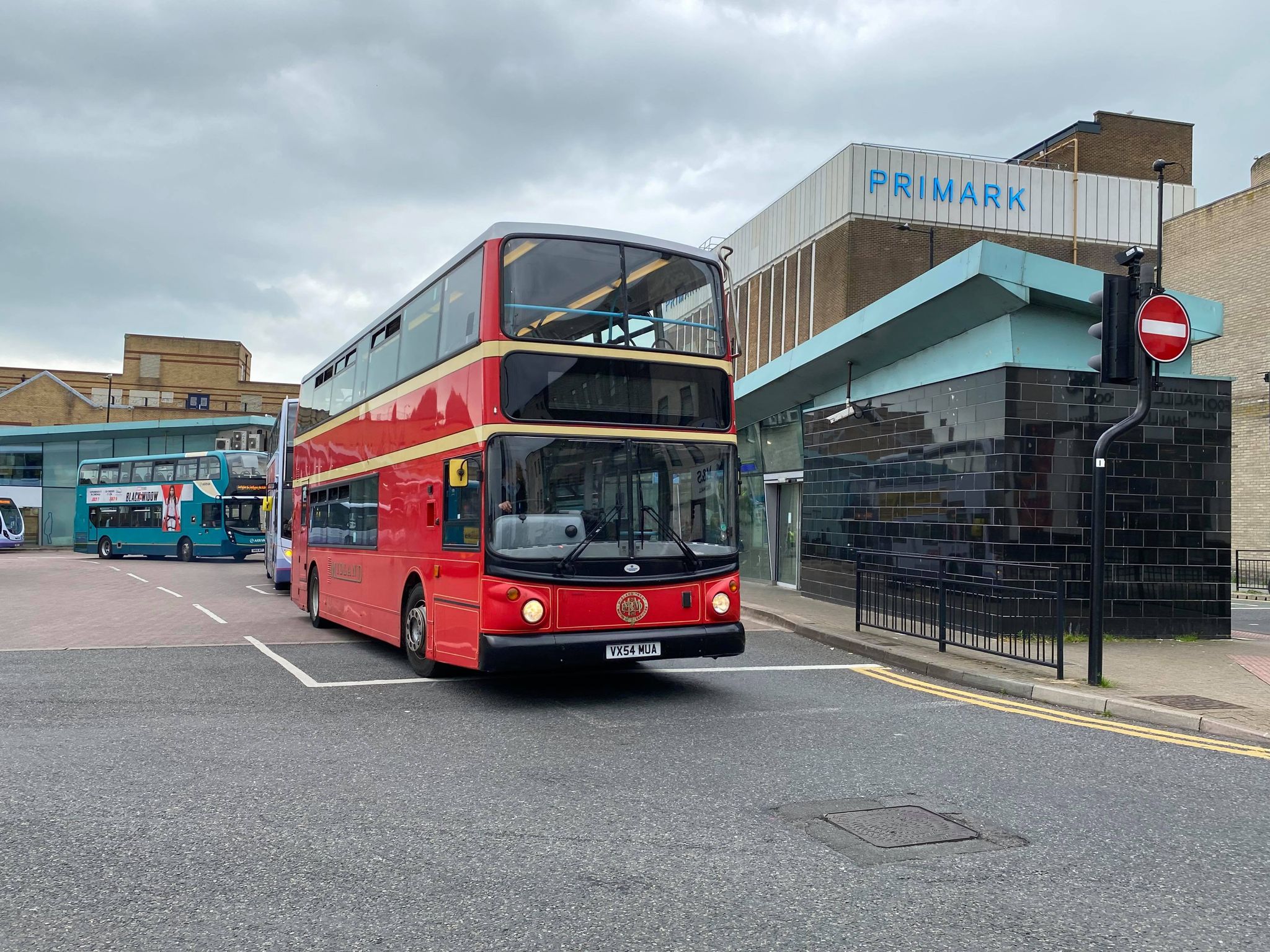 VX54MUA 33404 FE MIDLAND RED HERITAGE (SD TC) 6-7-21 (D PRETTY)